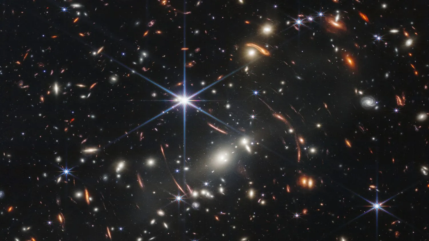 Ein Feld entfernter Galaxien, aufgenommen mit dem James Webb Space Telescope.